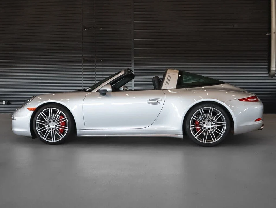 2015 Porsche 991 Targa 4 & 4S - Image 2 of 31