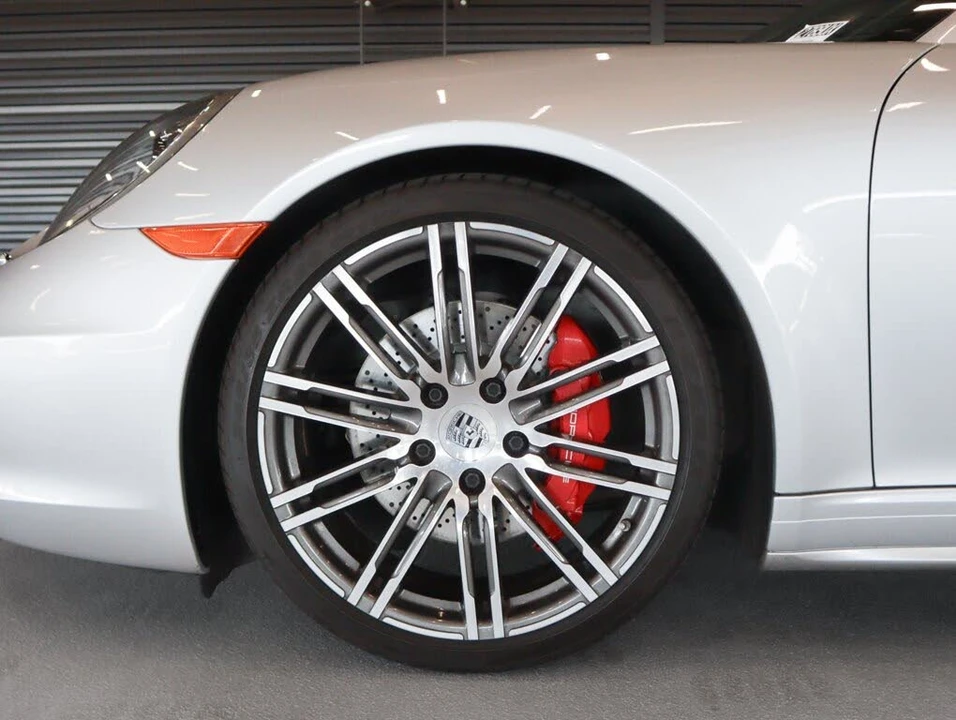 2015 Porsche 991 Targa 4 & 4S - Image 12 of 31