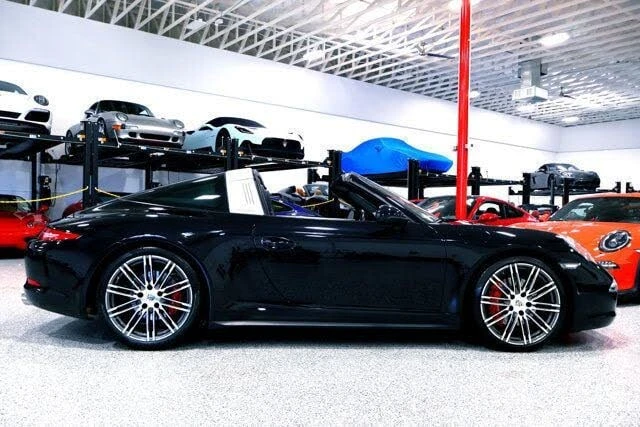 2015 Porsche 991 Targa 4 & 4S - Image 14 of 31