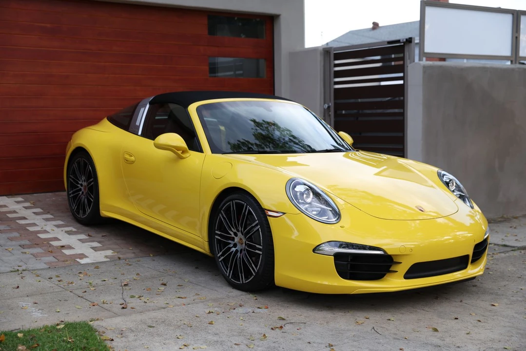 2015 Porsche 991 Targa 4 & 4S - Image 3 of 15