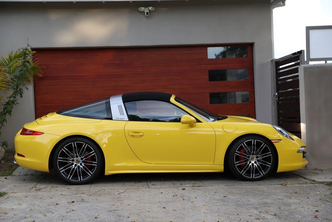 2015 Porsche 991 Targa 4 & 4S - Image 4 of 15