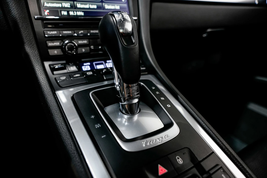 2015 Porsche 991 Targa 4 & 4S - Image 13 of 21