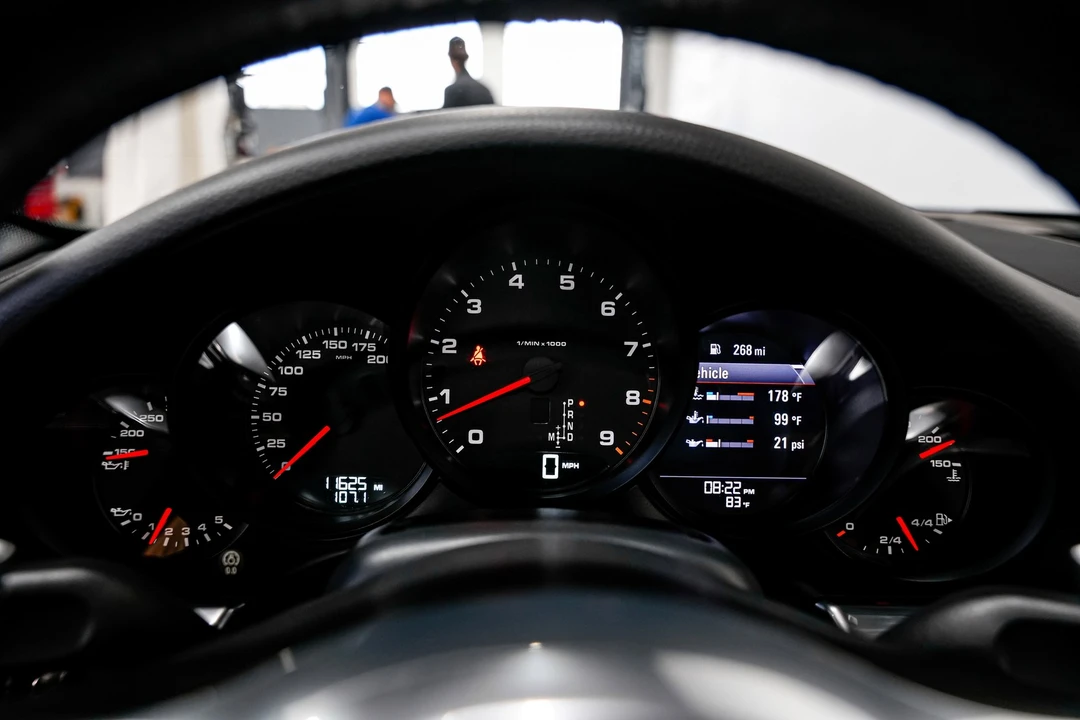 2015 Porsche 991 Targa 4 & 4S - Image 11 of 21