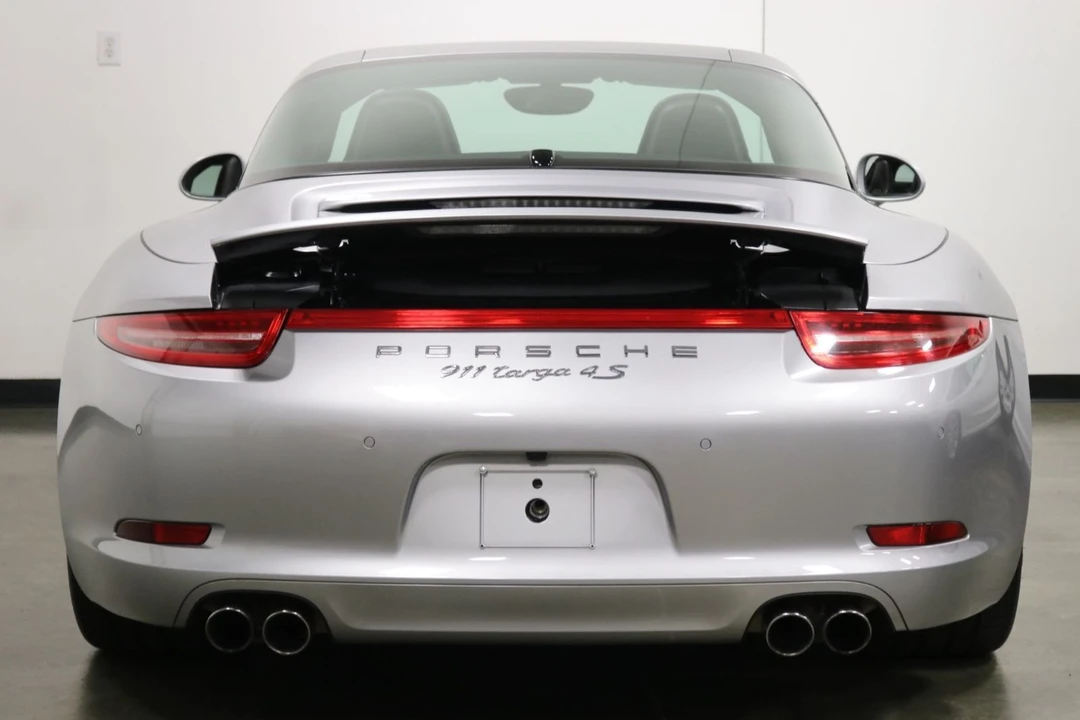 2015 Porsche 991 Targa 4 & 4S - Image 11 of 12