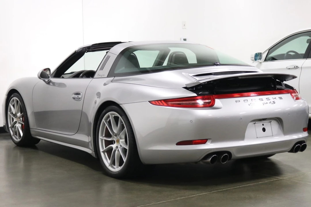 2015 Porsche 991 Targa 4 & 4S - Image 10 of 12