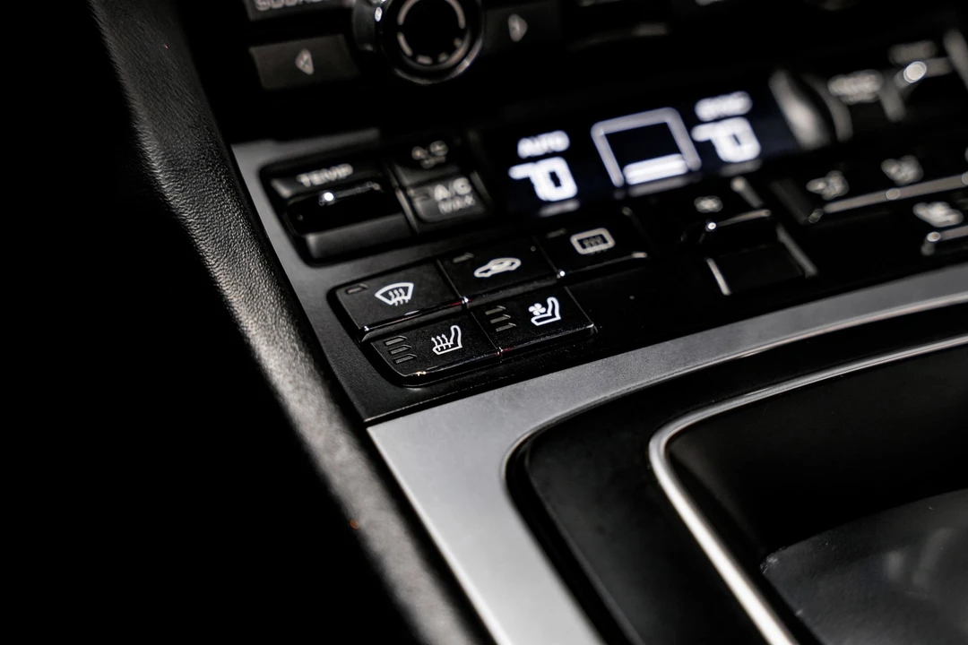 2015 Porsche 991 Targa 4 & 4S - Image 15 of 21