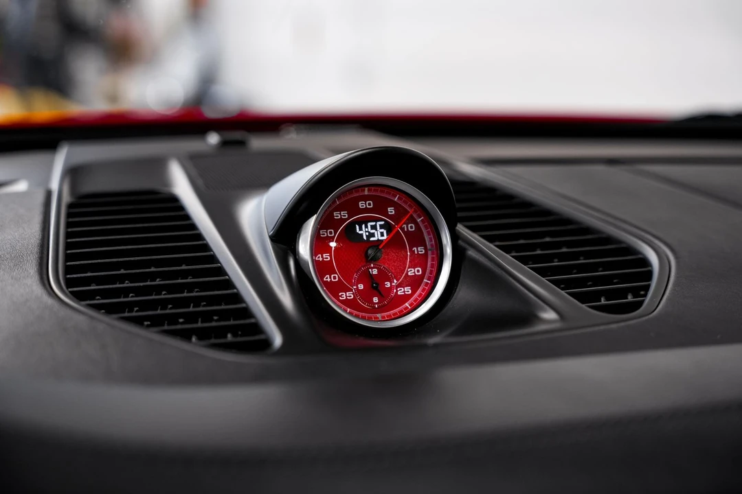 2015 Porsche 991 Targa 4 & 4S - Image 12 of 31