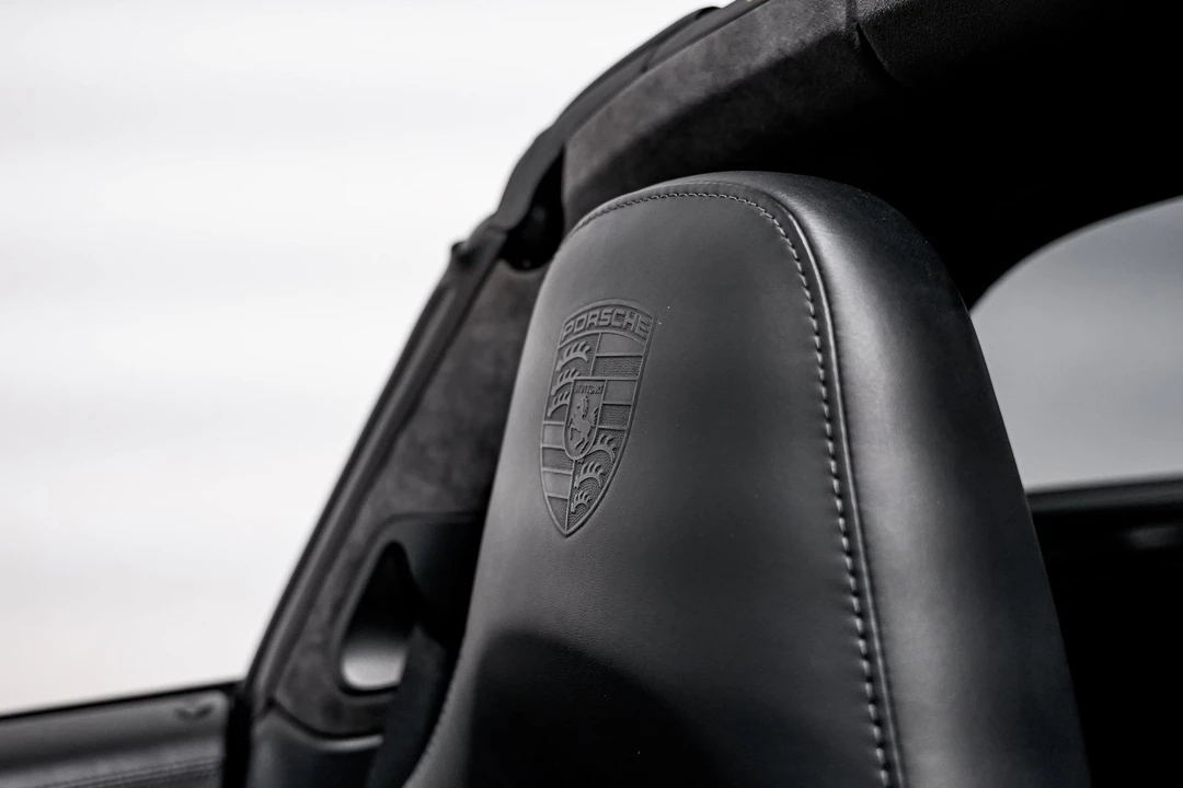2015 Porsche - Image 20 of 31