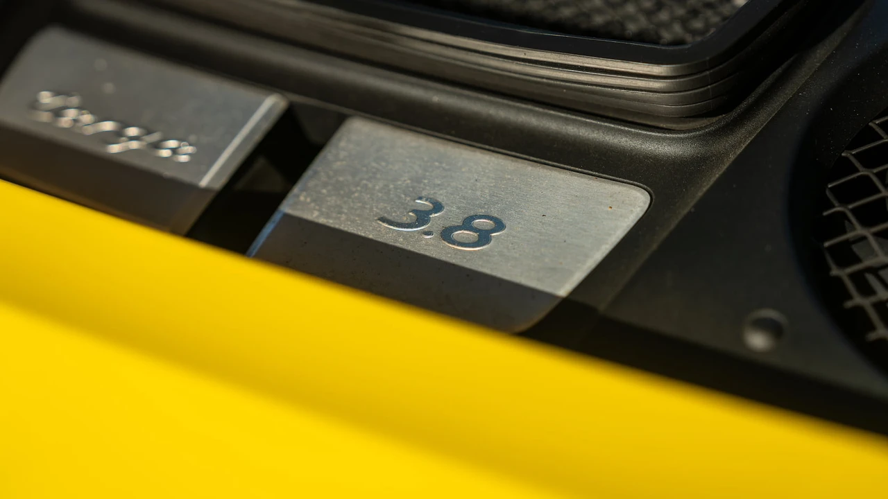 2015 Porsche 991 Targa 4 & 4S - Image 19 of 31