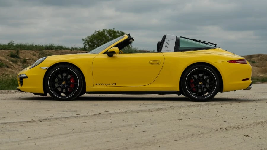 2015 Porsche 991 Targa 4 & 4S - Image 2 of 31