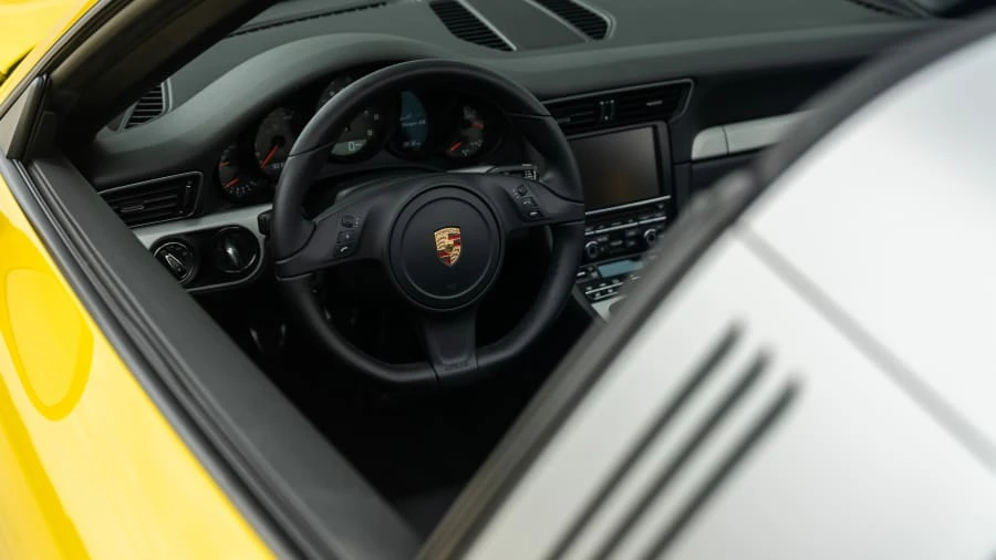 2015 Porsche 991 Targa 4 & 4S - Image 19 of 31