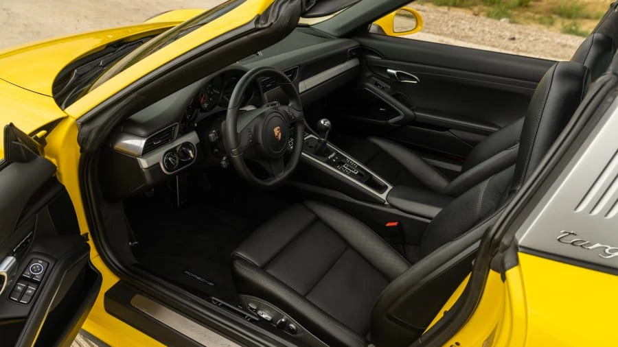 2015 Porsche 991 Targa 4 & 4S - Image 25 of 31