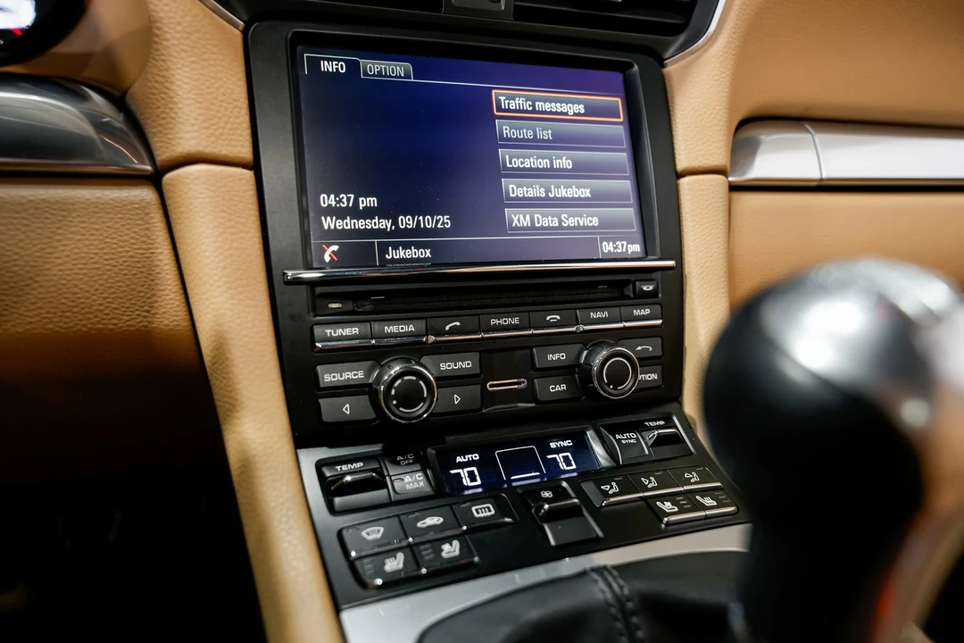 2015 Porsche 991 Targa 4 & 4S - Image 12 of 12