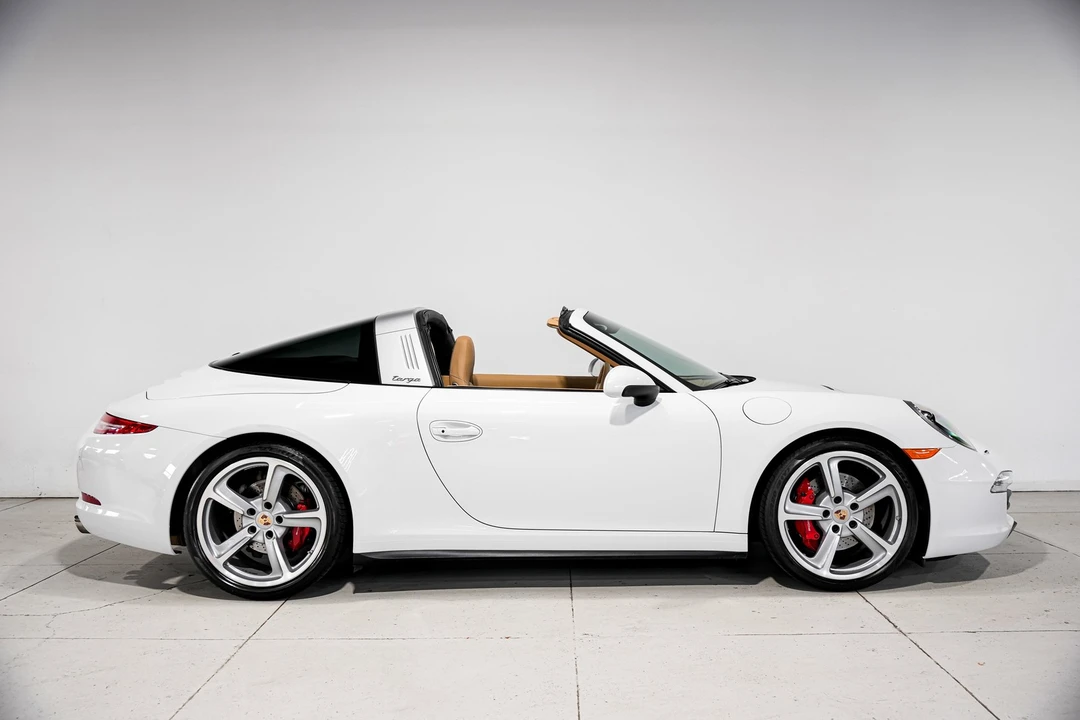 2015 Porsche 991 Targa 4 & 4S - Image 2 of 12