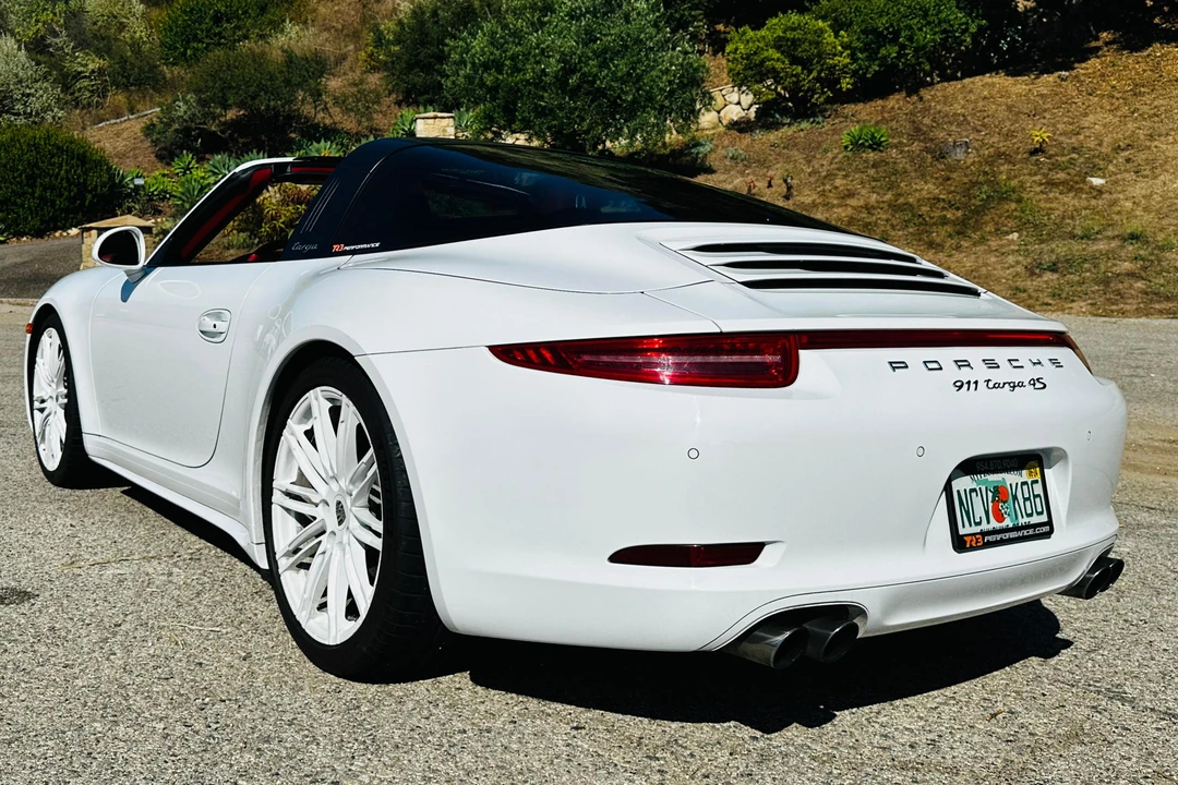 2015 Porsche 991 Targa 4 & 4S - Image 4 of 31