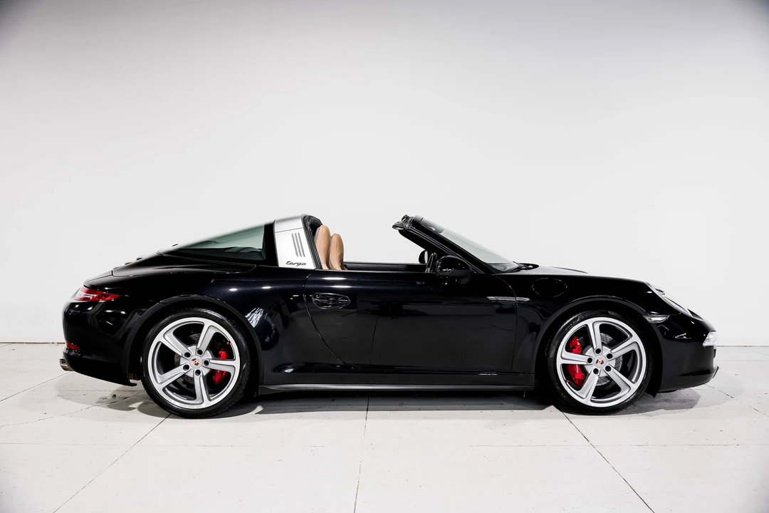 2015 Porsche 991 Targa 4 & 4S - Image 2 of 21