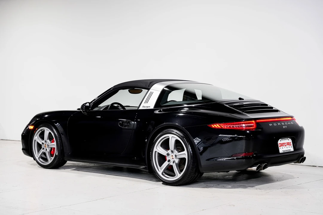 2015 Porsche 991 Targa 4 & 4S - Image 8 of 12