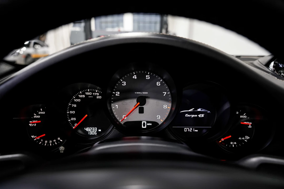 2015 Porsche 991 Targa 4 & 4S - Image 11 of 12