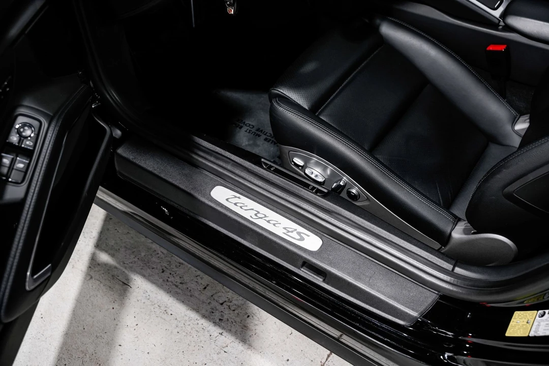 2015 Porsche 991 Targa 4 & 4S - Image 23 of 31
