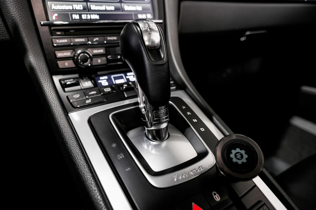 2015 Porsche 991 Targa 4 & 4S - Image 14 of 31