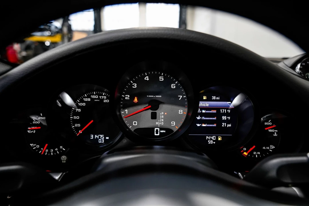 2015 Porsche 991 Targa 4 & 4S - Image 11 of 31