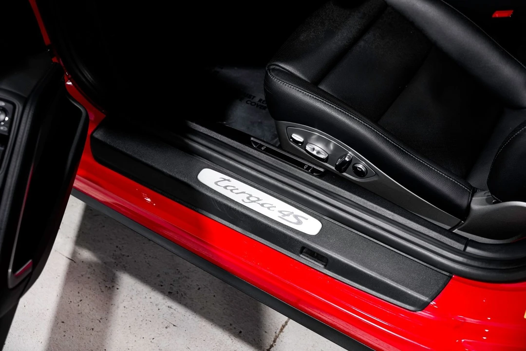 2015 Porsche 991 Targa 4 & 4S - Image 27 of 31