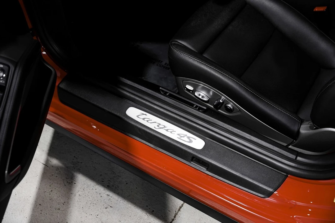 2015 Porsche 991 Targa 4 & 4S - Image 27 of 31