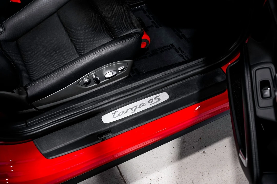 2015 Porsche 991 Targa 4 & 4S - Image 30 of 31