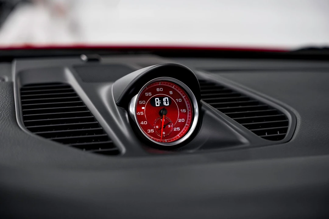 2015 Porsche 991 Targa 4 & 4S - Image 13 of 31