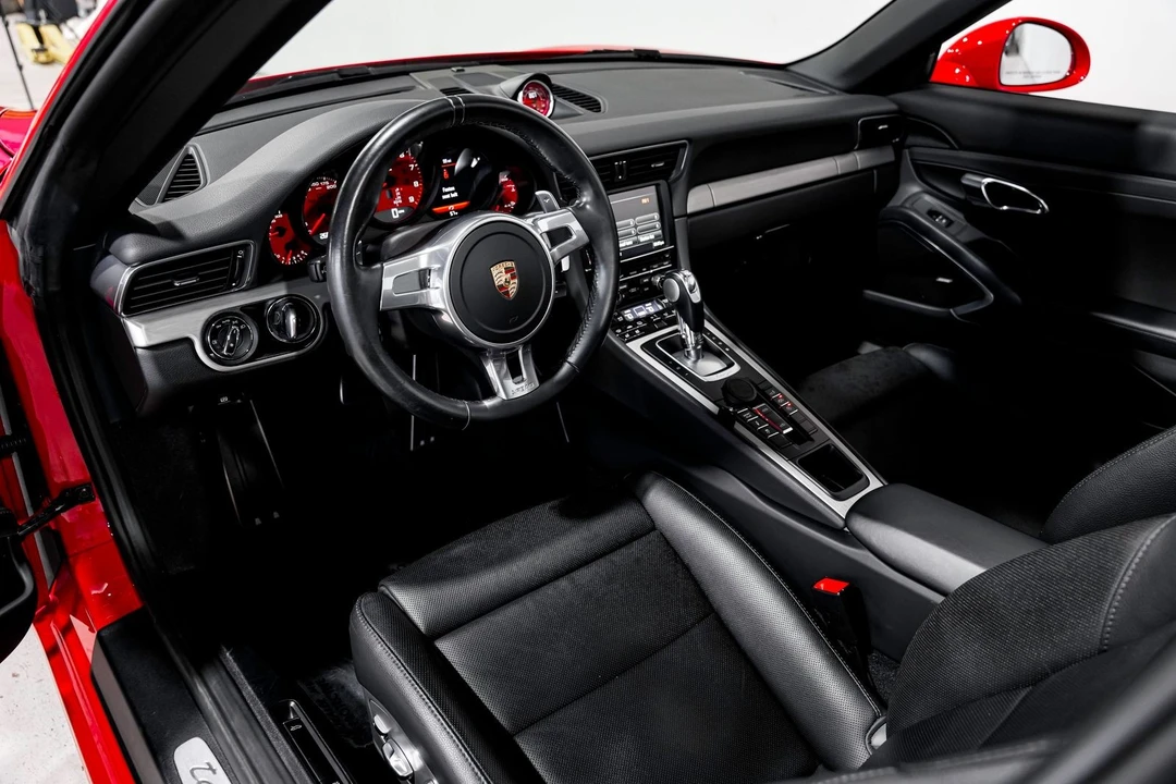 2015 Porsche 991 Targa 4 & 4S - Image 10 of 31