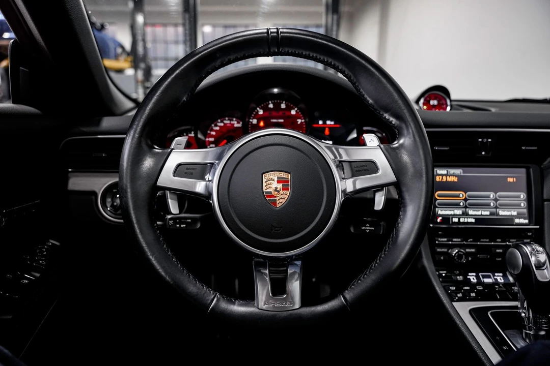 2015 Porsche 991 Targa 4 & 4S - Image 11 of 31
