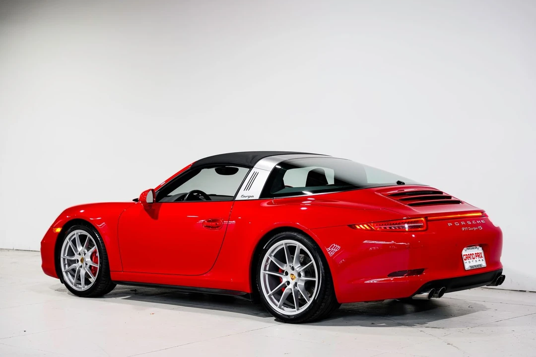 2015 Porsche 991 Targa 4 & 4S - Image 9 of 31