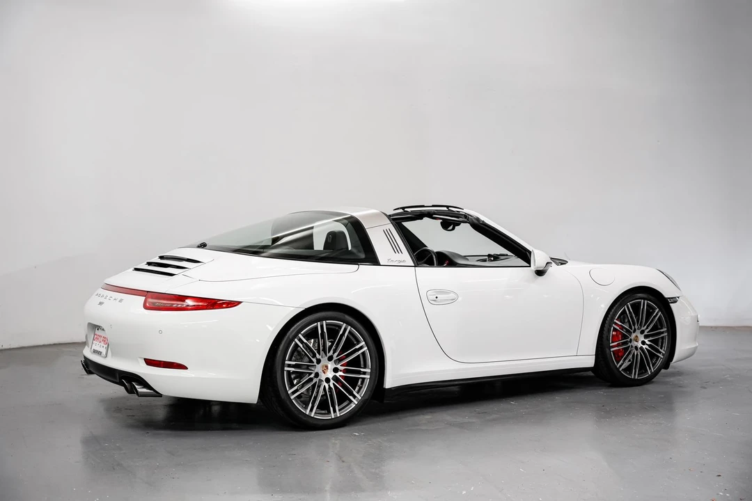 2015 Porsche 991 Targa 4 & 4S - Image 4 of 31