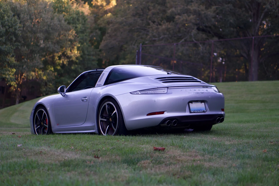 2015 Porsche 991 Targa 4 & 4S - Image 9 of 31
