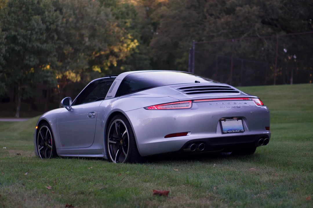 2015 Porsche 991 Targa 4 & 4S - Image 13 of 31