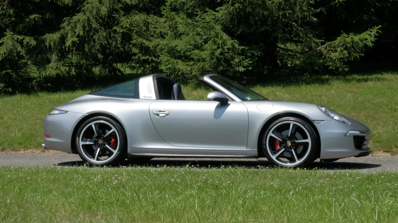 2015 Porsche 991 Targa 4 & 4S - Image 6 of 16