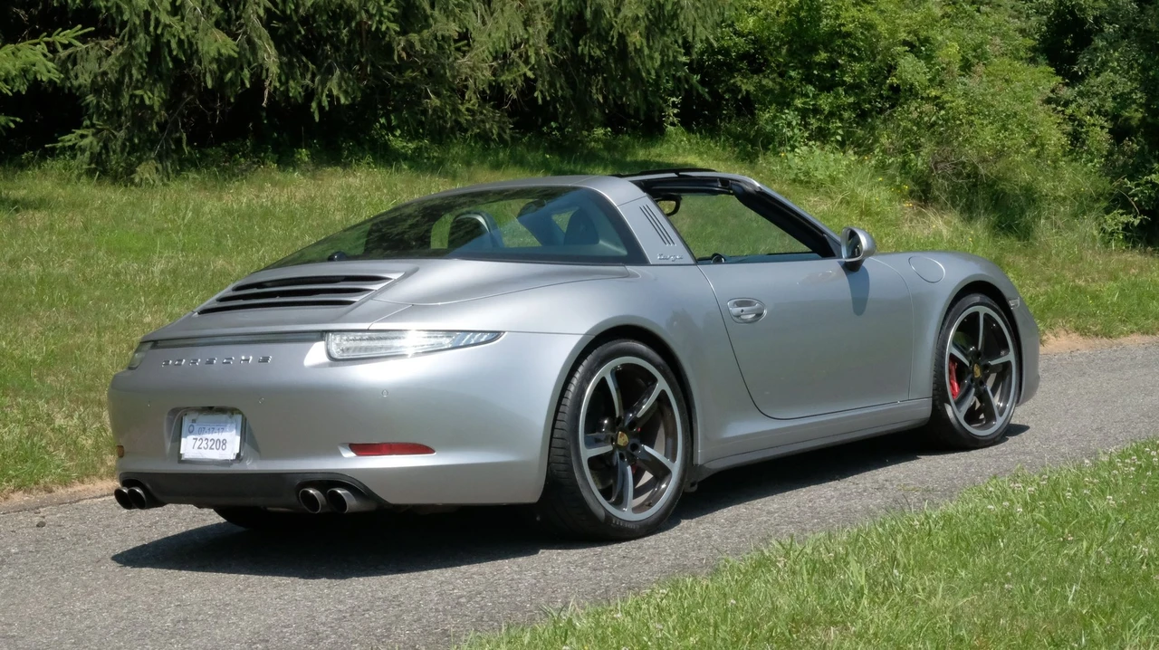 2015 Porsche 991 Targa 4 & 4S - Image 5 of 16