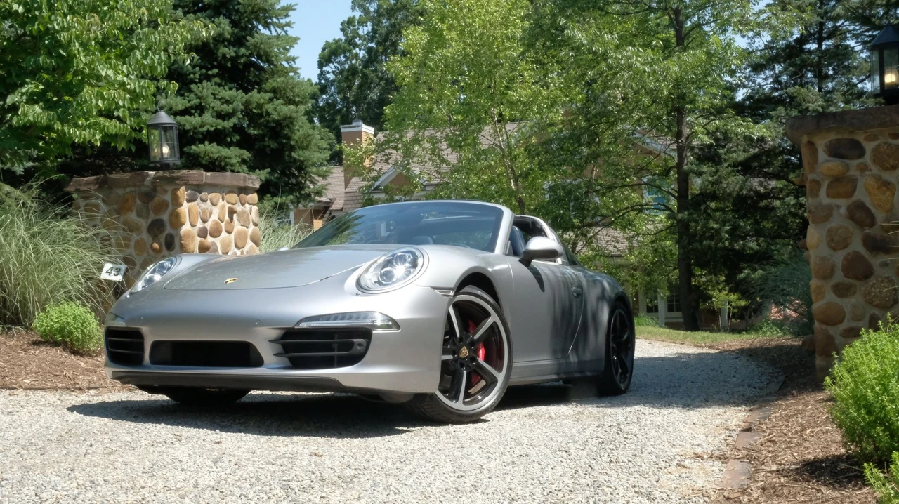 2015 Porsche 991 Targa 4 & 4S - Image 11 of 16
