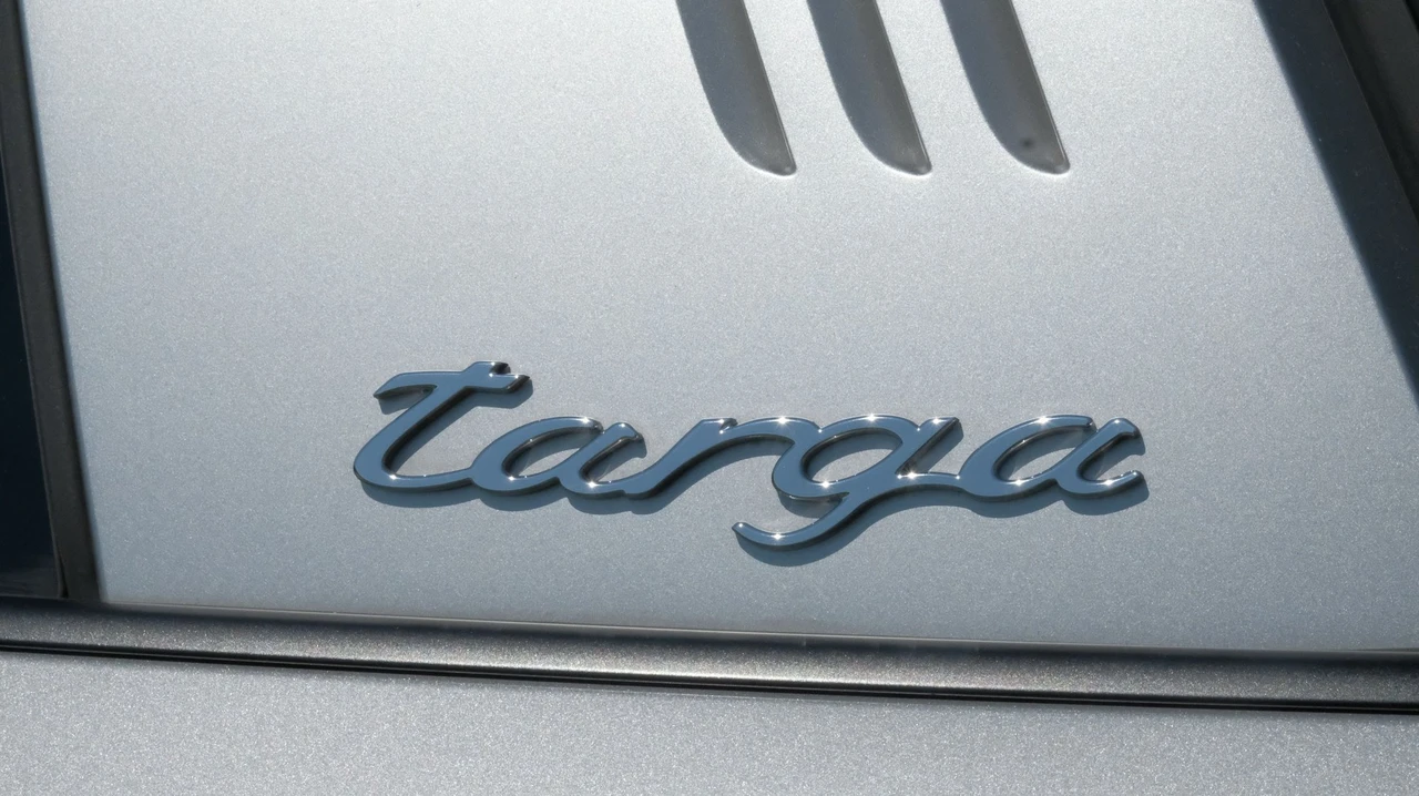 2015 Porsche 991 Targa 4 & 4S - Image 9 of 16