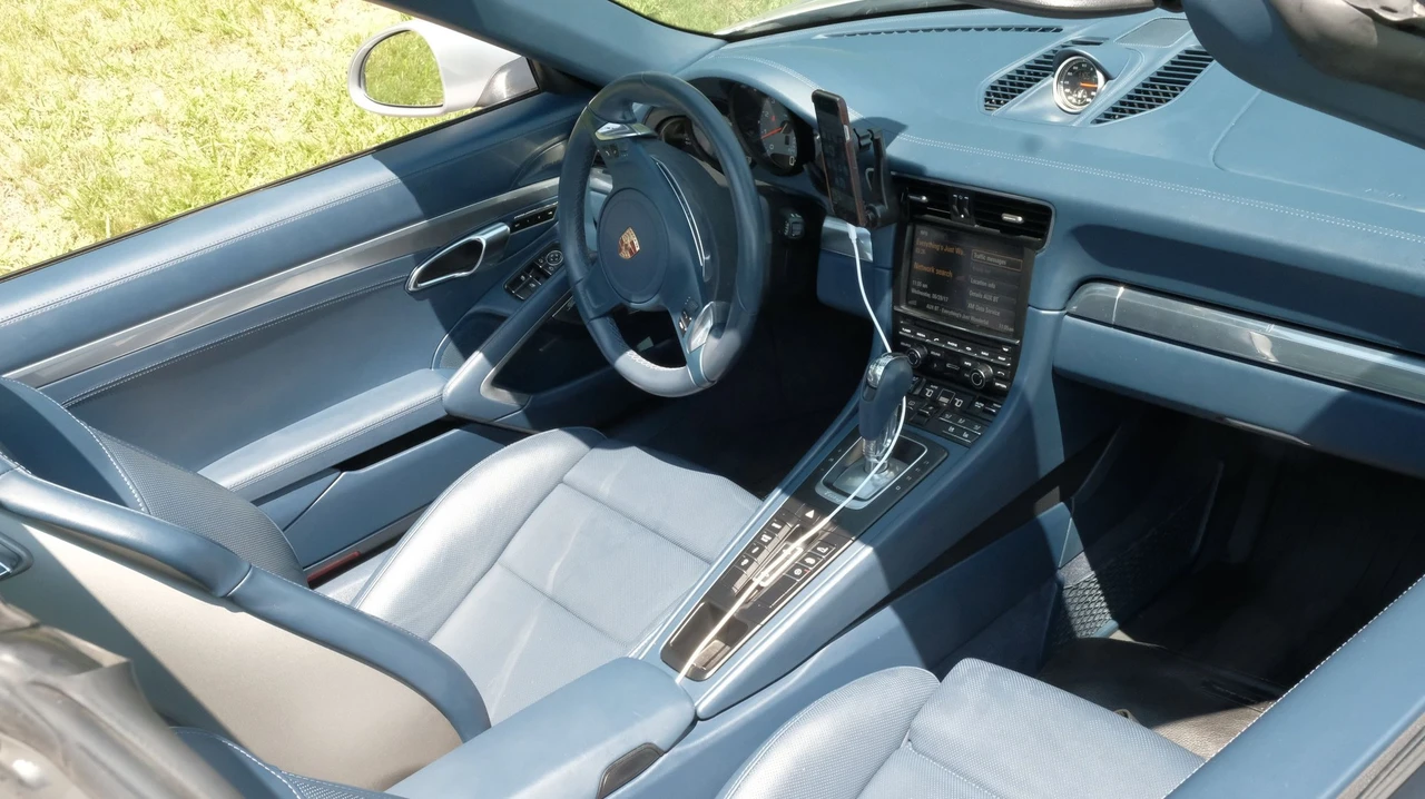 2015 Porsche 991 Targa 4 & 4S - Image 8 of 16