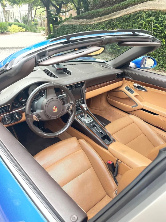 2015 Porsche 991 Targa 4 & 4S - Image 15 of 17