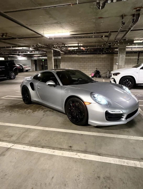 2015 Porsche 991 Turbo - Image 2 of 4