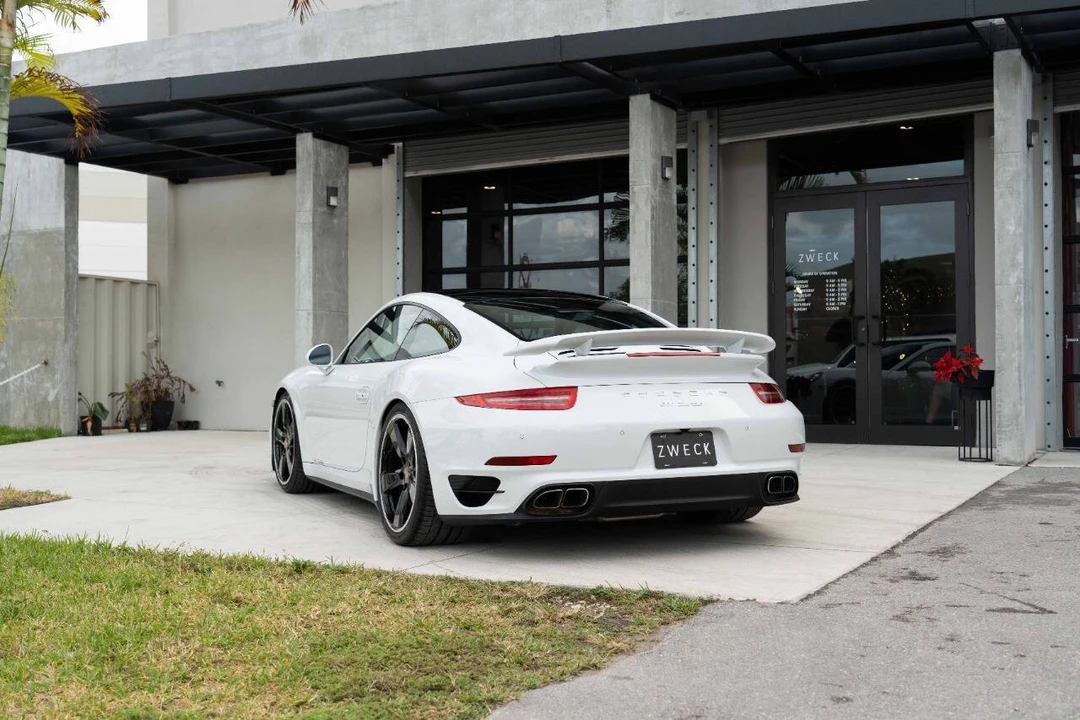 2015 Porsche 991 Turbo - Image 10 of 21