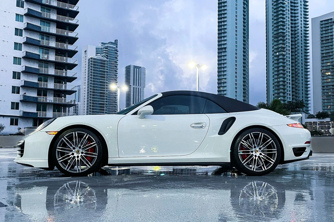 2015 Porsche 991 Turbo - Image 20 of 24