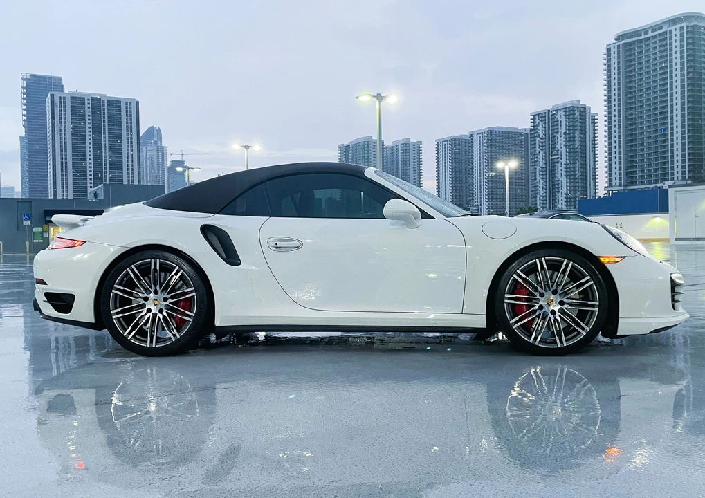 2015 Porsche 991 Turbo - Image 18 of 24