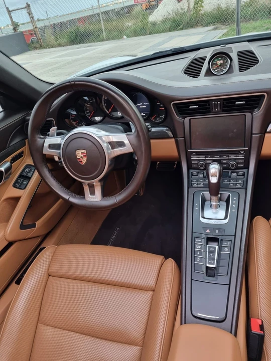 2015 Porsche 991 Turbo - Image 23 of 24