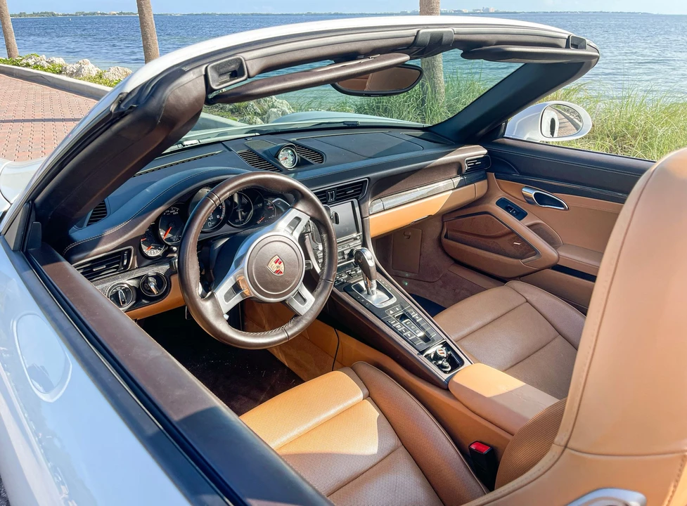 2015 Porsche 991 Turbo - Image 21 of 21