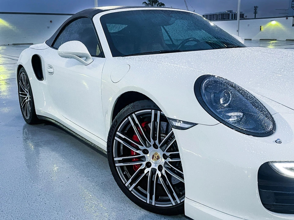 2015 Porsche 991 Turbo - Image 4 of 31