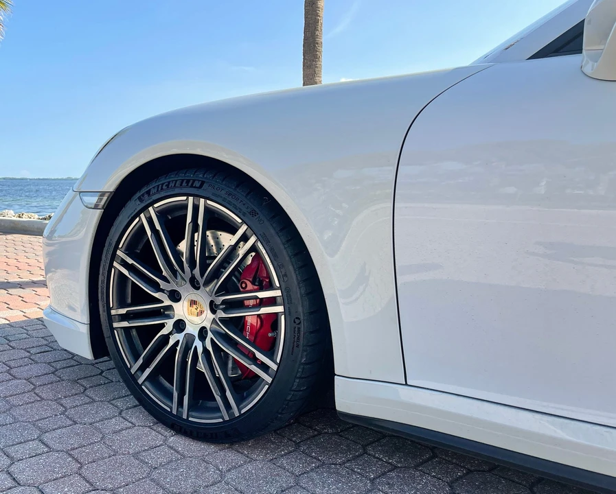 2015 Porsche 991 Turbo - Image 24 of 31