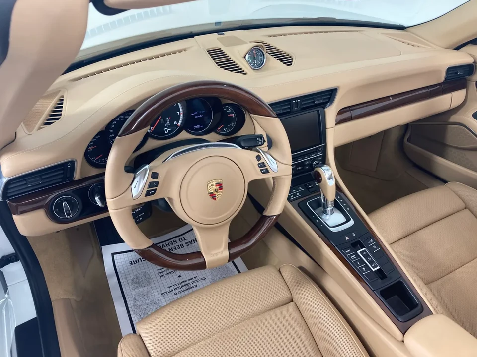 2015 Porsche 991 Turbo - Image 4 of 5